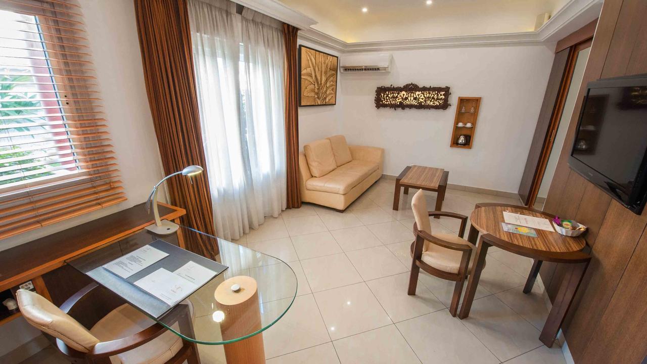 Nomad Suites Residence Libreville Exteriör bild